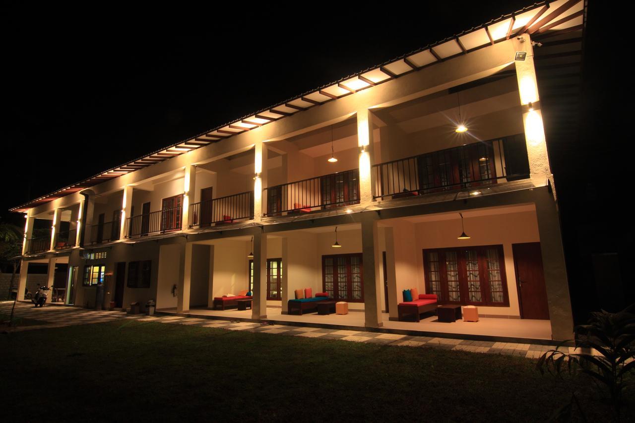 Jj'S Hostel Mirissa Exterior foto